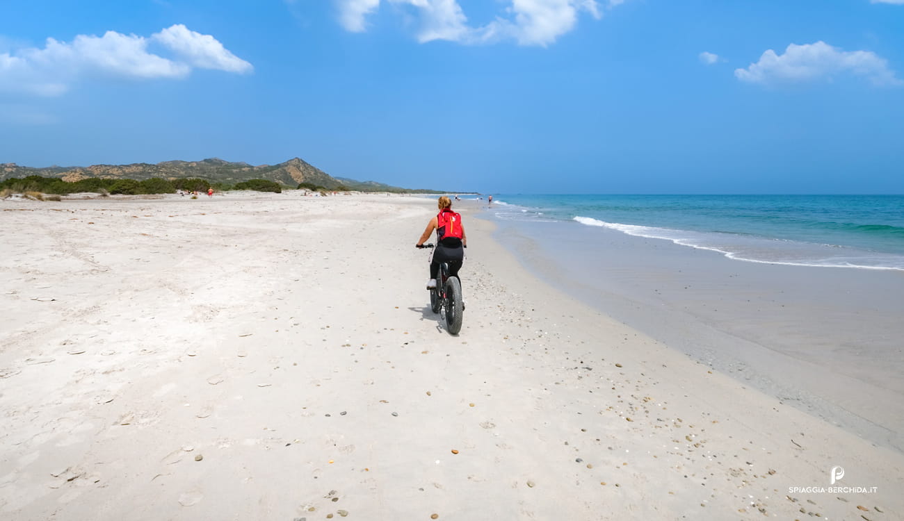 Go biking Spiaggia Berchida 2